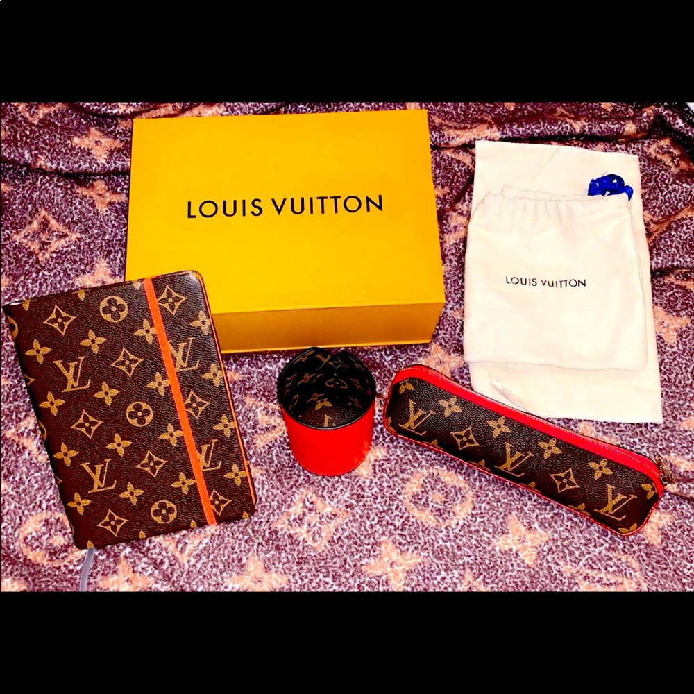 Louis Vuitton Stationary Set